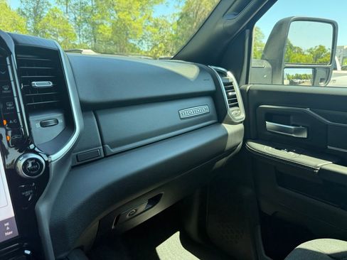New 2026 RAM 2500 Big Horn AWD/4WD image 25