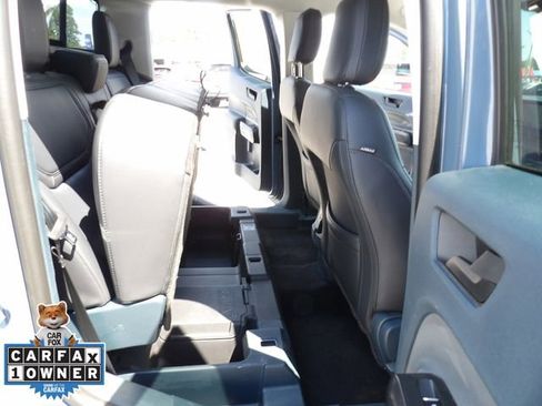 Certified 2024 Ford Maverick Lariat w/ Black Appearance Package FWD image 33