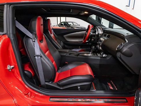 Used 2010 Chevrolet Camaro SS w/ RS Package RWD image 33