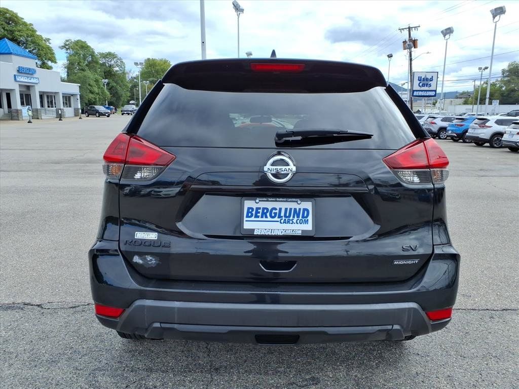 Used 2018 Nissan Rogue SV FWD image 5