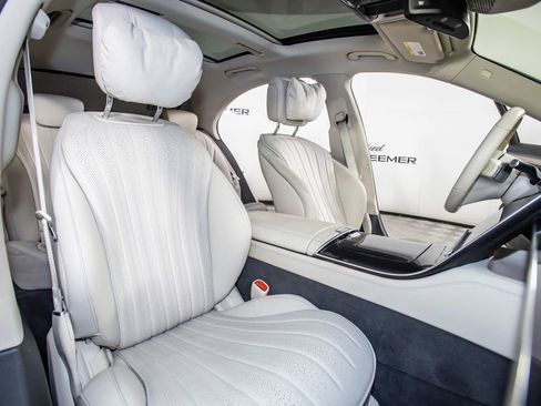 Used 2023 Mercedes-Benz S 500 S 500 image 21