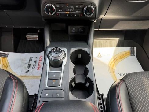 Used 2023 Ford Escape ST-Line image 15