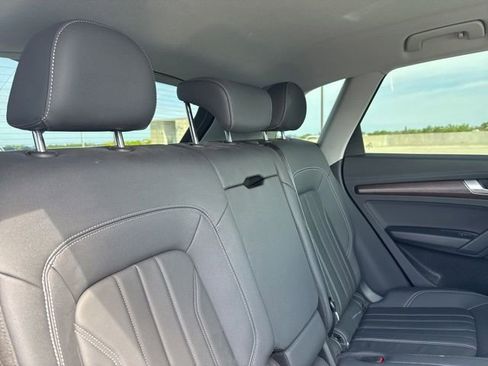 Used 2023 Audi Q5 2.0T Premium AWD/4WD image 12