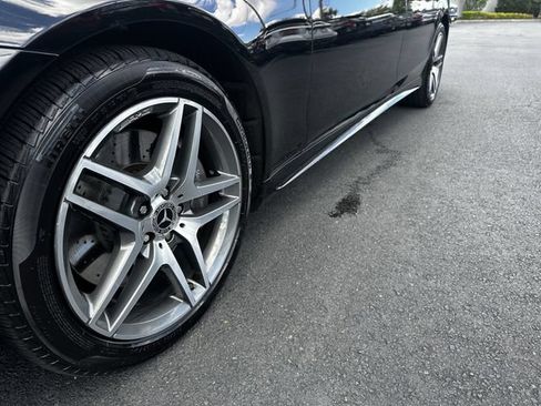 Used 2018 Mercedes-Benz S 560 4MATIC Sedan image 12
