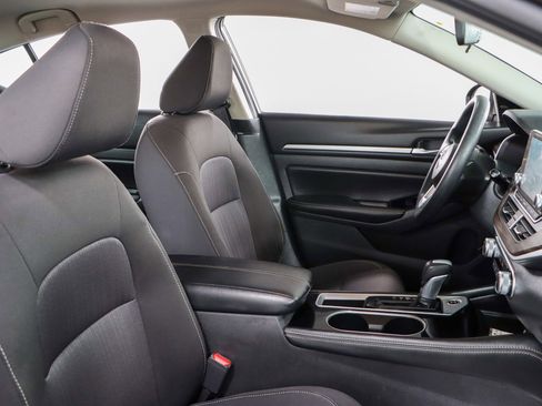 Used 2023 Nissan Altima 2.5 SV image 26