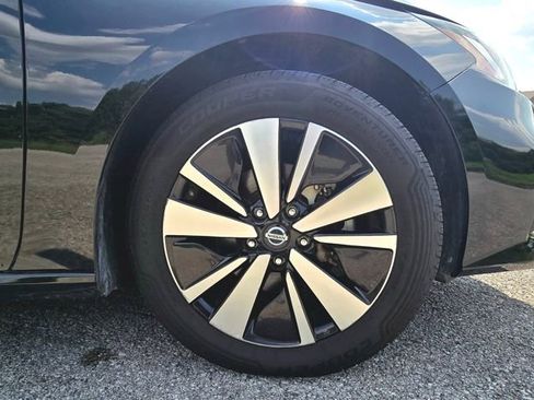 Used 2022 Nissan Altima 2.5 SV image 13