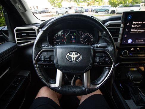 Used 2023 Toyota Tundra Limited w/ Power Package AWD/4WD image 18