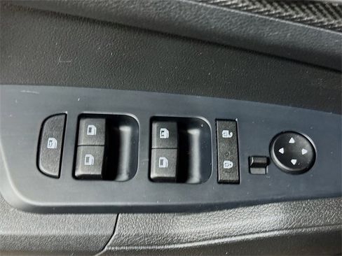 Used 2023 Kia Sportage LX image 11