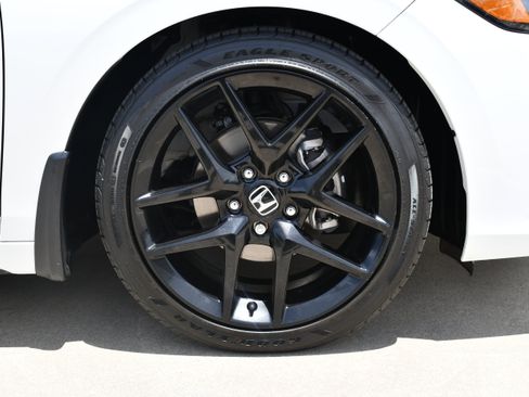 Used 2022 Honda Civic Sport image 4