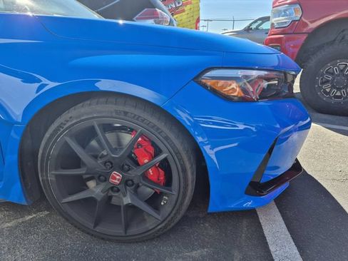 Used 2025 Honda Civic Type R image 5
