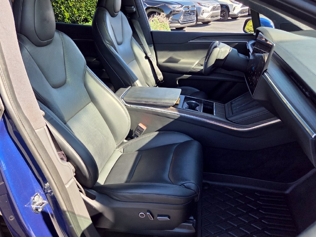 Used 2022 Tesla Model X AWD/4WD image 19