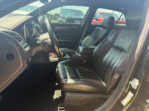 Used 2021 Chrysler 300 S RWD image 13