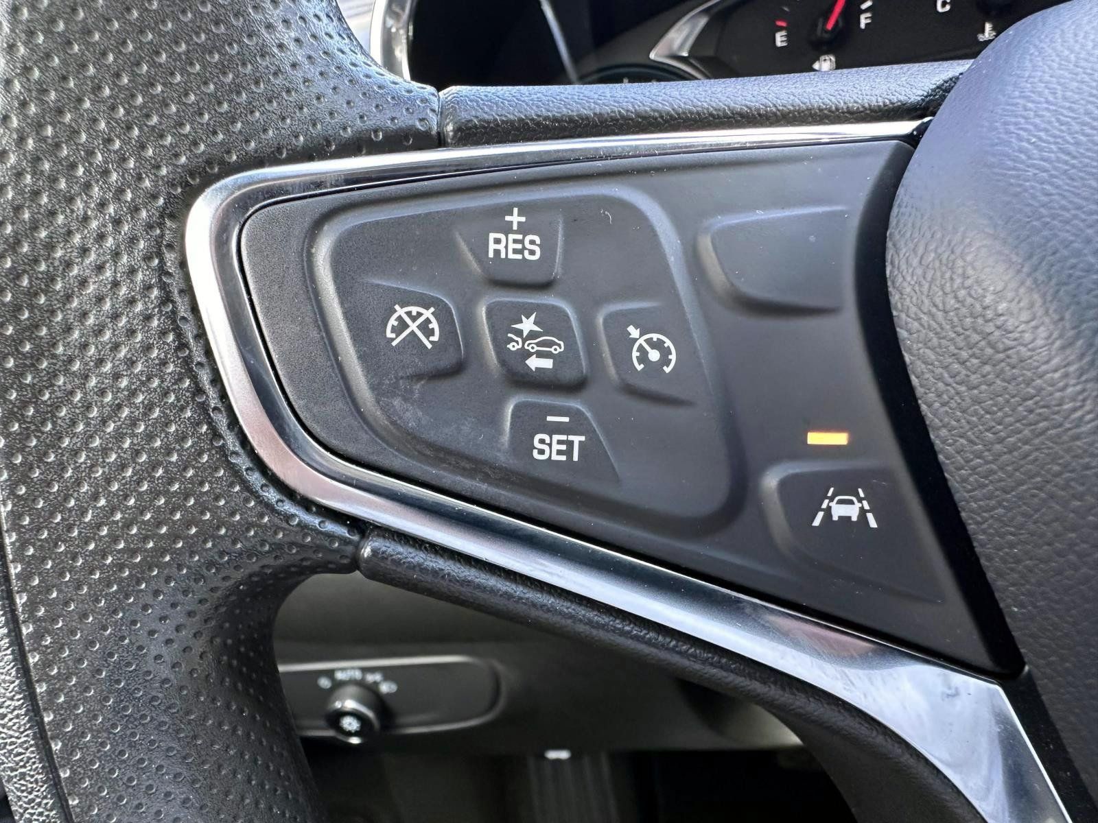 Used 2023 Chevrolet Equinox LS w/ LS Convenience Package AWD/4WD image 16