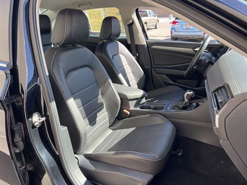 Used 2024 Volkswagen Jetta SE image 22