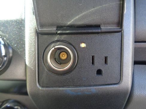 Used 2019 Ford F550 4x4 Regular Cab Super Duty image 23