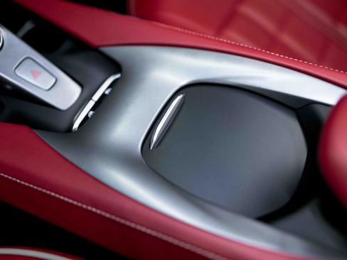 Used 2020 Ferrari Portofino RWD image 66