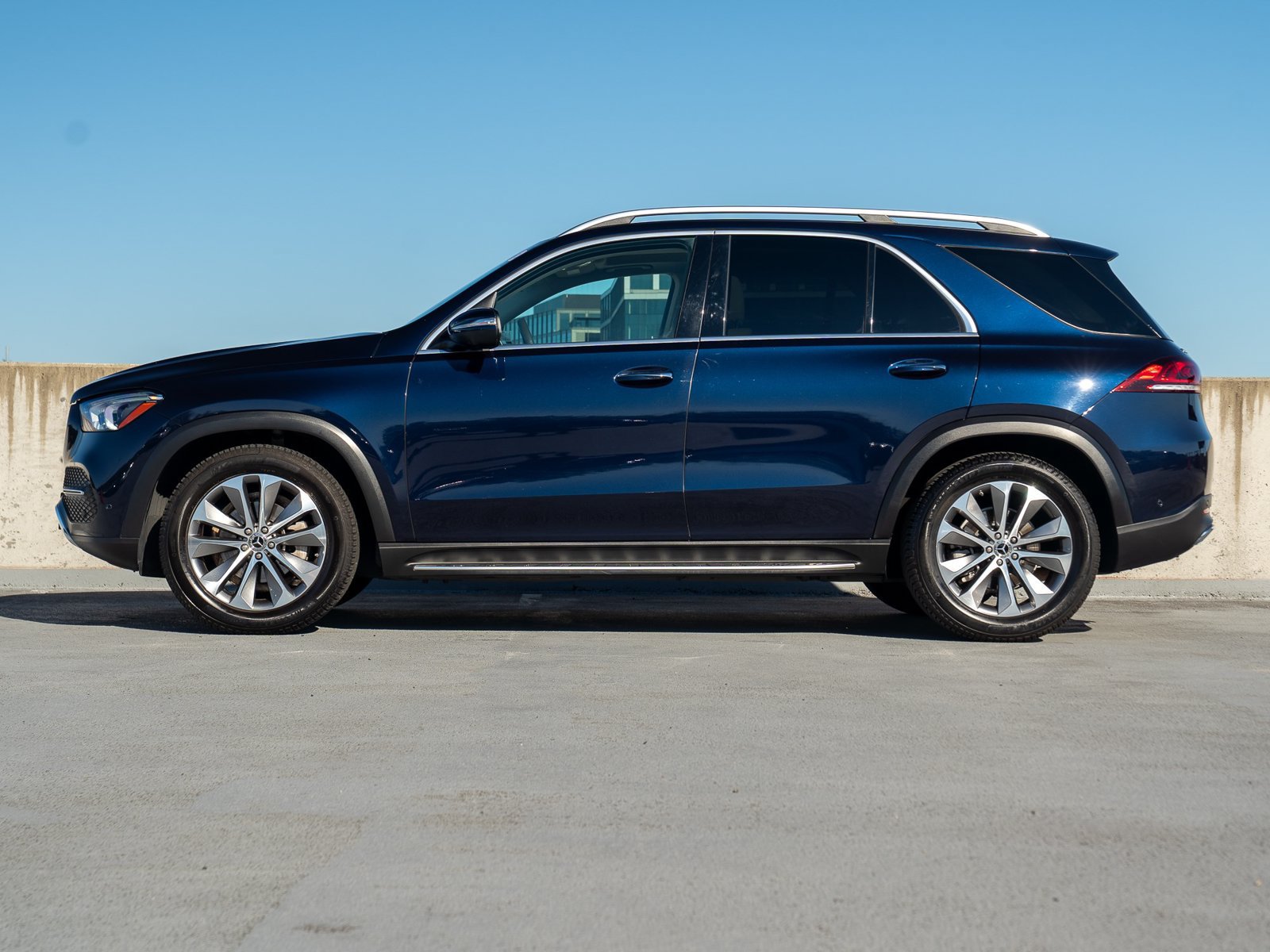 Used 2020 Mercedes-Benz GLE 350 4MATIC image 4