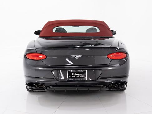 Used 2023 Bentley Continental GT Azure image 13