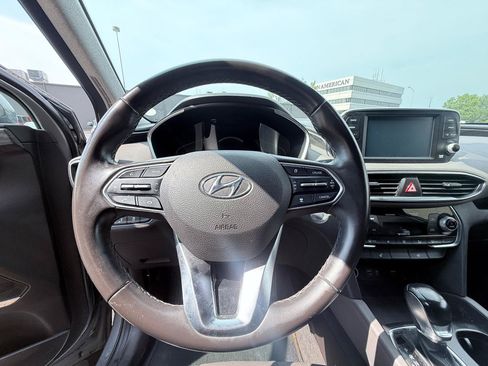 Used 2019 Hyundai Santa Fe Limited FWD image 14