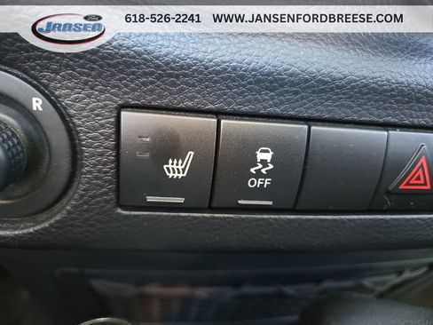 Used 2017 Jeep Wrangler Unlimited Sahara AWD/4WD image 21