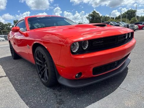 Used 2023 Dodge Challenger R/T Scat Pack RWD image 4