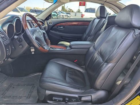 Used 2004 Lexus SC 430 Convertible image 18