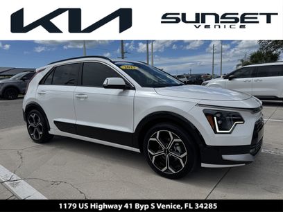 Certified 2023 Kia Niro SX Touring