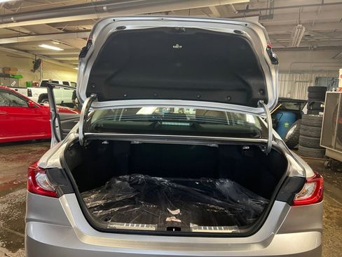 Used 2025 Toyota Camry LE image 17