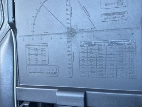 Used 2019 RAM 1500 Limited image 36