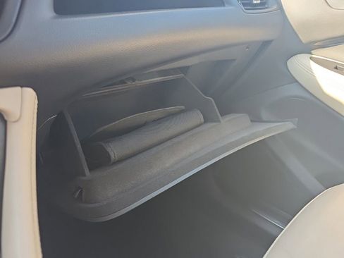 Used 2019 Buick Envision Essence image 34