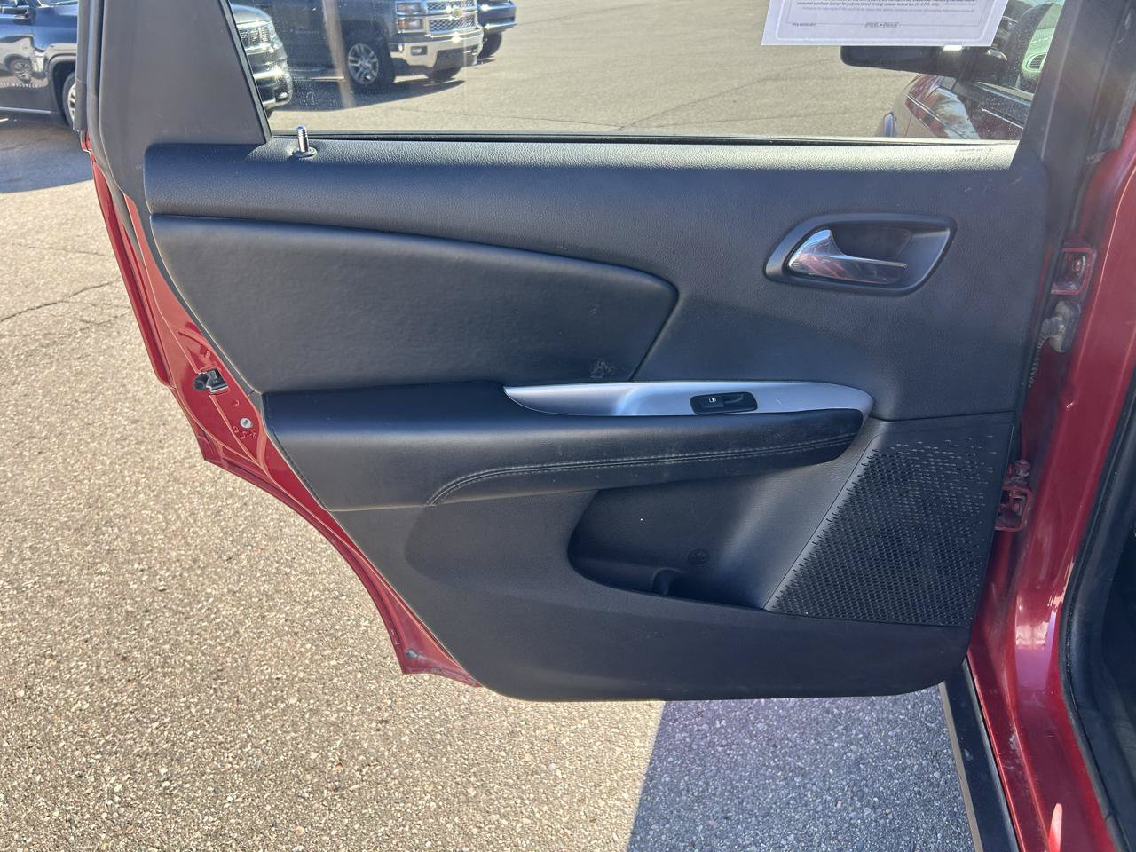 Used 2018 Dodge Journey SE w/ Blacktop Package FWD image 14