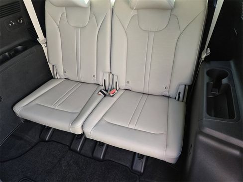 New 2026 Kia Sorento S w/ S Panoramic Sunroof Package FWD image 23