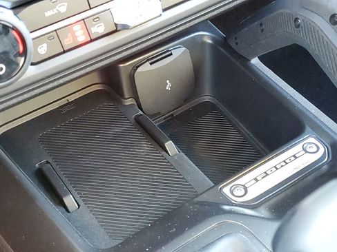 New 2026 Ford Bronco Outer Banks w/ Sasquatch Package image 24