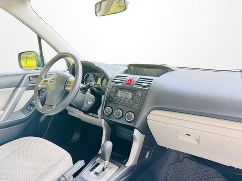 Used 2014 Subaru Forester 2.5i Premium w/ All-Weather Package AWD/4WD image 12