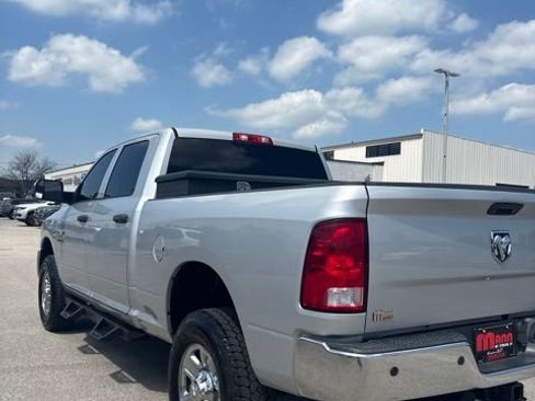 Used 2018 RAM 2500 Tradesman w/ Chrome Appearance Group AWD/4WD image 10
