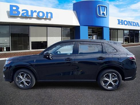 Certified 2024 Honda HR-V EX-L image 3