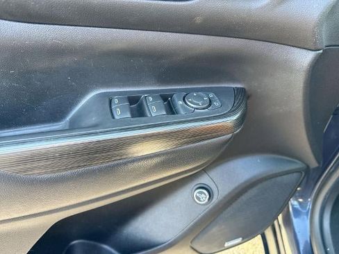 Certified 2019 GMC Acadia SLT image 23