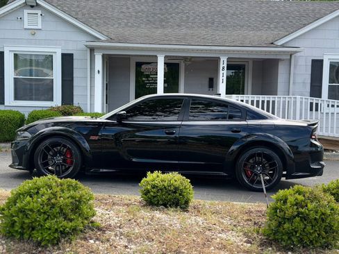 Used 2021 Dodge Charger Scat Pack RWD image 3