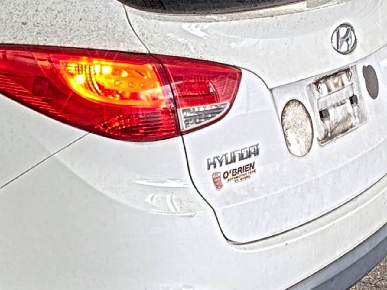 Used 2011 Hyundai Tucson GLS FWD image 10