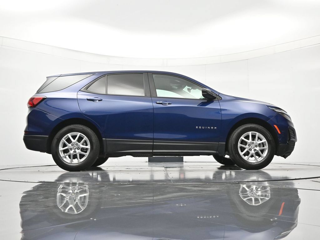 Used 2023 Chevrolet Equinox LS w/ LS Convenience Package FWD image 38