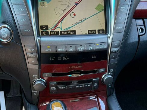Used 2007 Lexus LS 460 RWD image 38