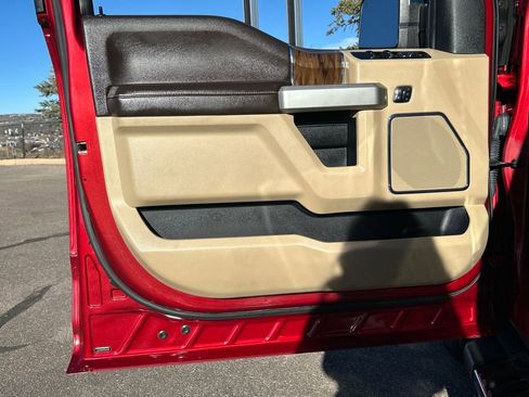 Used 2018 Ford F150 Lariat image 25