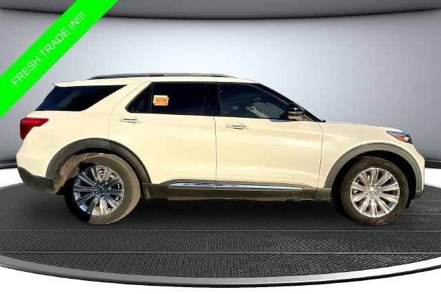 Used 2020 Ford Explorer Limited w/ Class III Trailer Tow Package RWD image 4