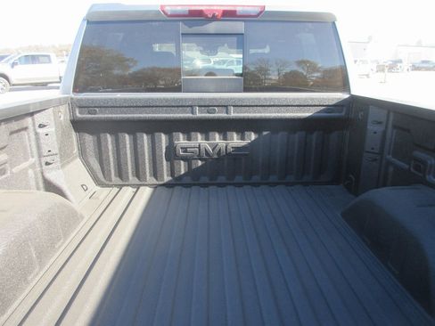 New 2026 GMC Sierra 1500 AT4 image 7