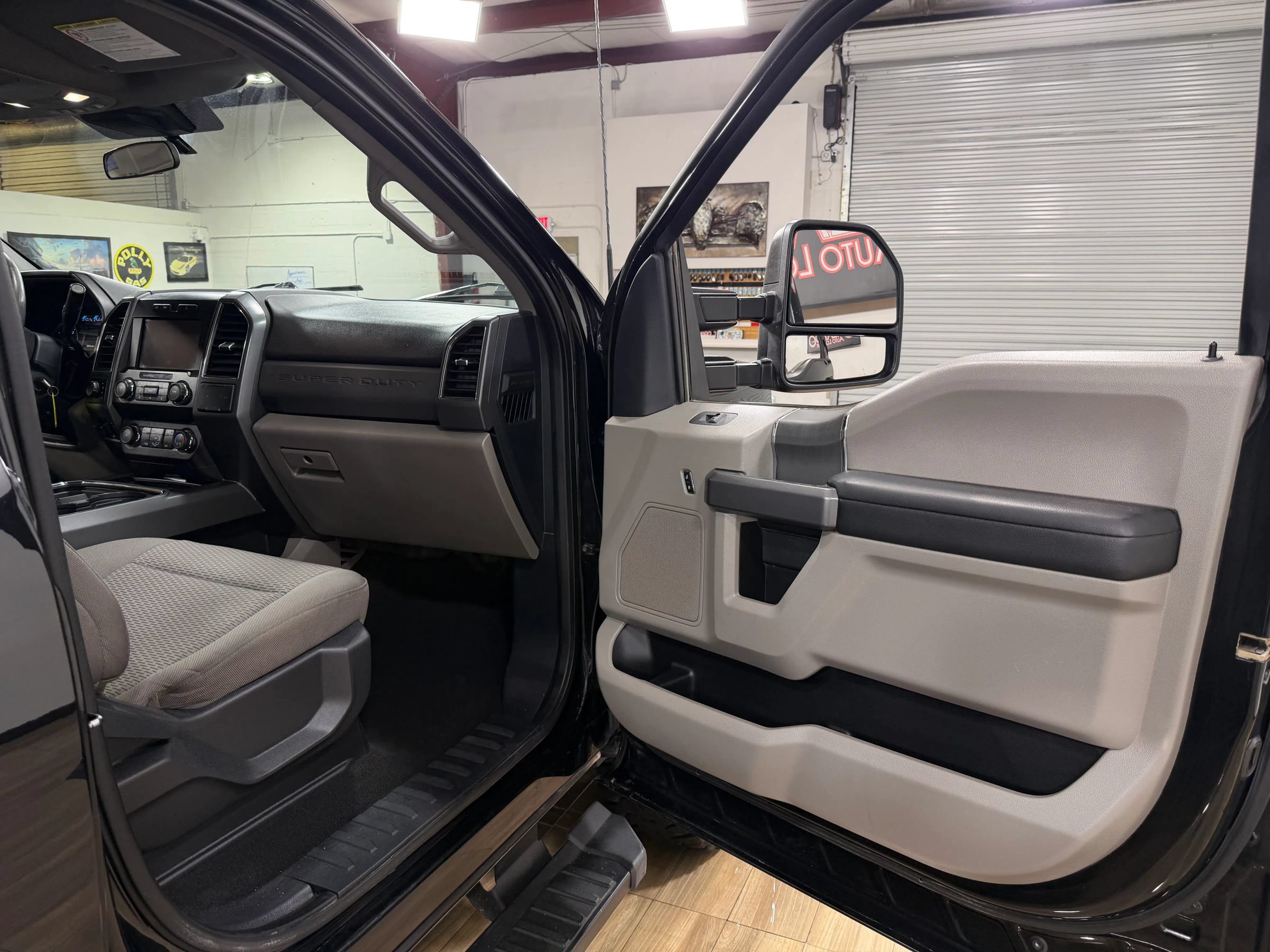 Used 2022 Ford F250 XLT w/ Black Appearance Package AWD/4WD image 20