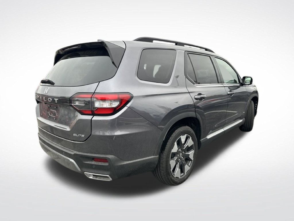 Used 2026 Honda Pilot Elite image 7