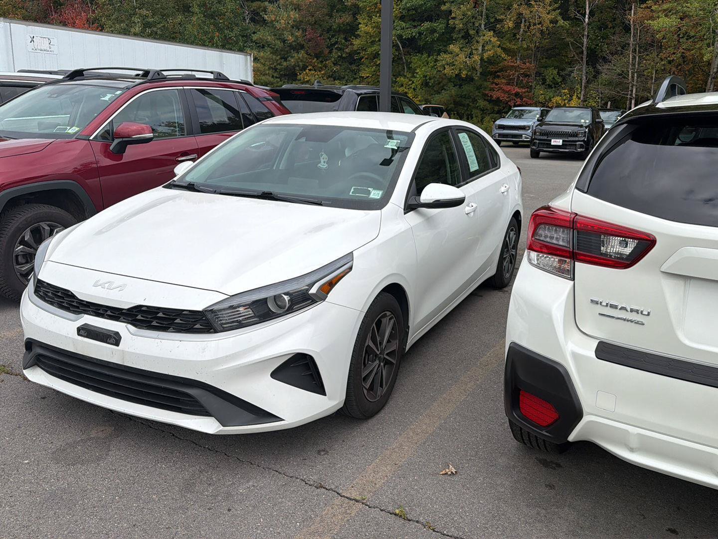 Used 2022 Kia Forte LXS w/ LXS Technology Package FWD image 8