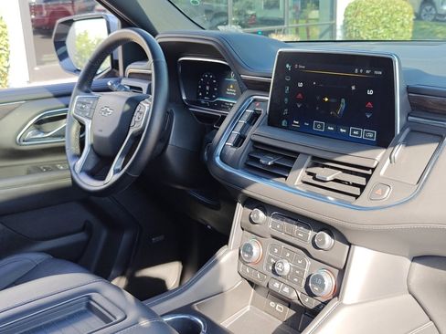 Used 2023 Chevrolet Tahoe Z71 w/ Luxury Package image 32