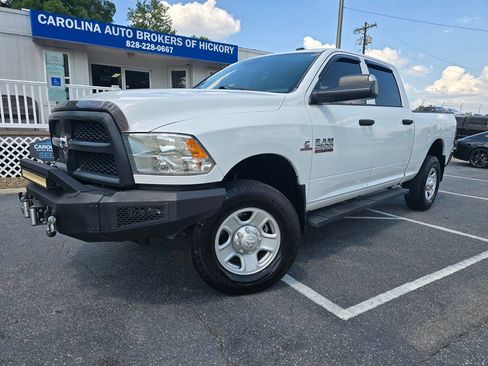 Used 2014 RAM 2500 Tradesman w/ Popular Equipment Group AWD/4WD image 2