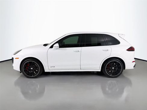 Used 2016 Porsche Cayenne GTS AWD/4WD image 2